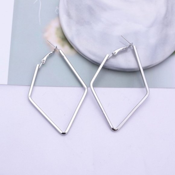 5 for $25 Rhombus Shape Statement Earrings - Picture 1 of 7